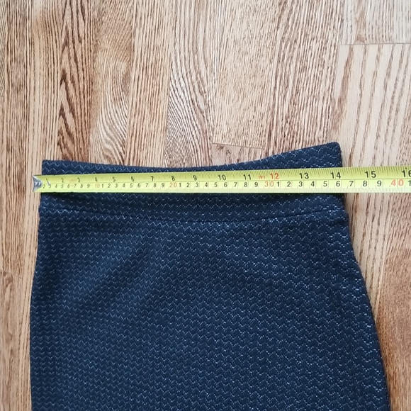 (M) BCBGMaxAzria Bodycon Pencil Skirt Stretchy Business Office Work Professional - Picture 5 of 7